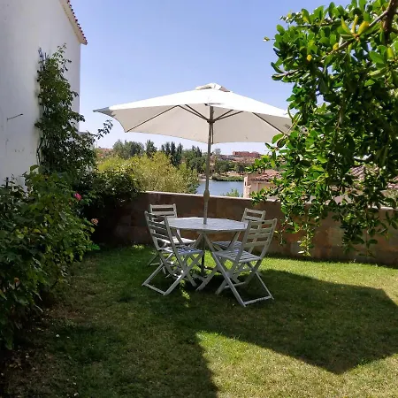 La Casa Del Rio Zamora